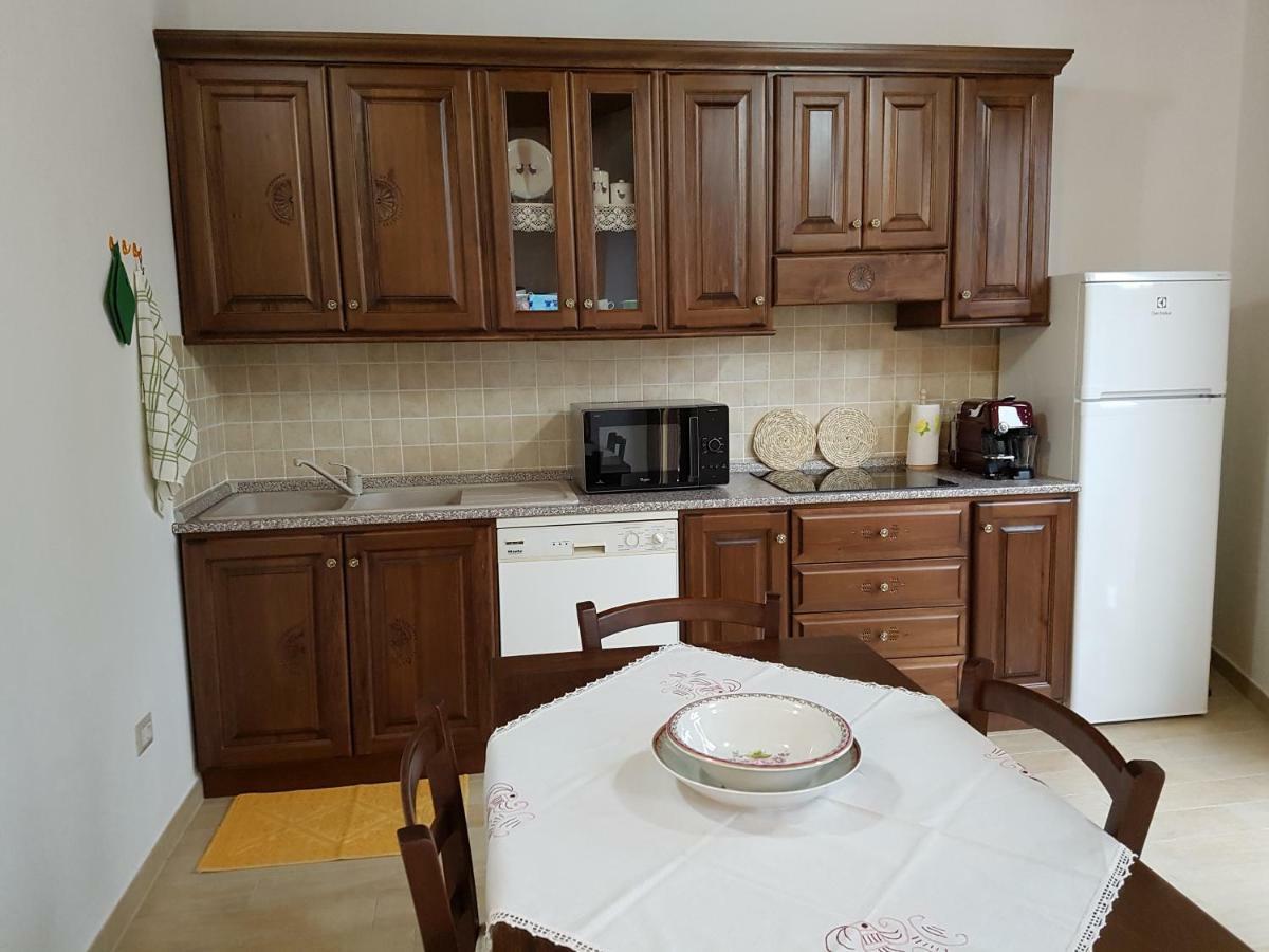 Casa Vacanze La Pavoncella Iglesias Bagian luar foto