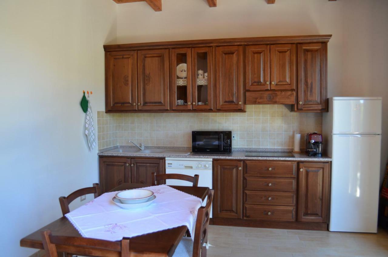 Casa Vacanze La Pavoncella Iglesias Bagian luar foto