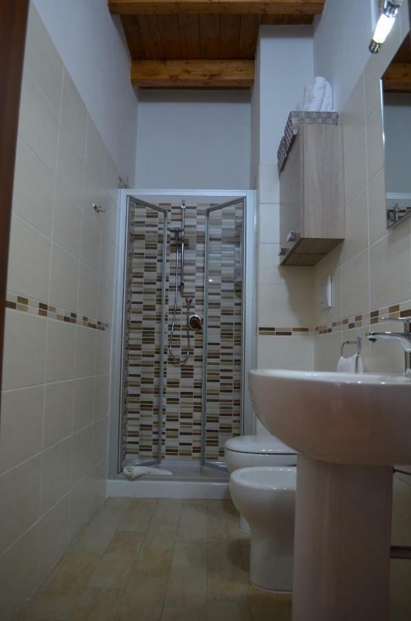 Casa Vacanze La Pavoncella Iglesias Bagian luar foto